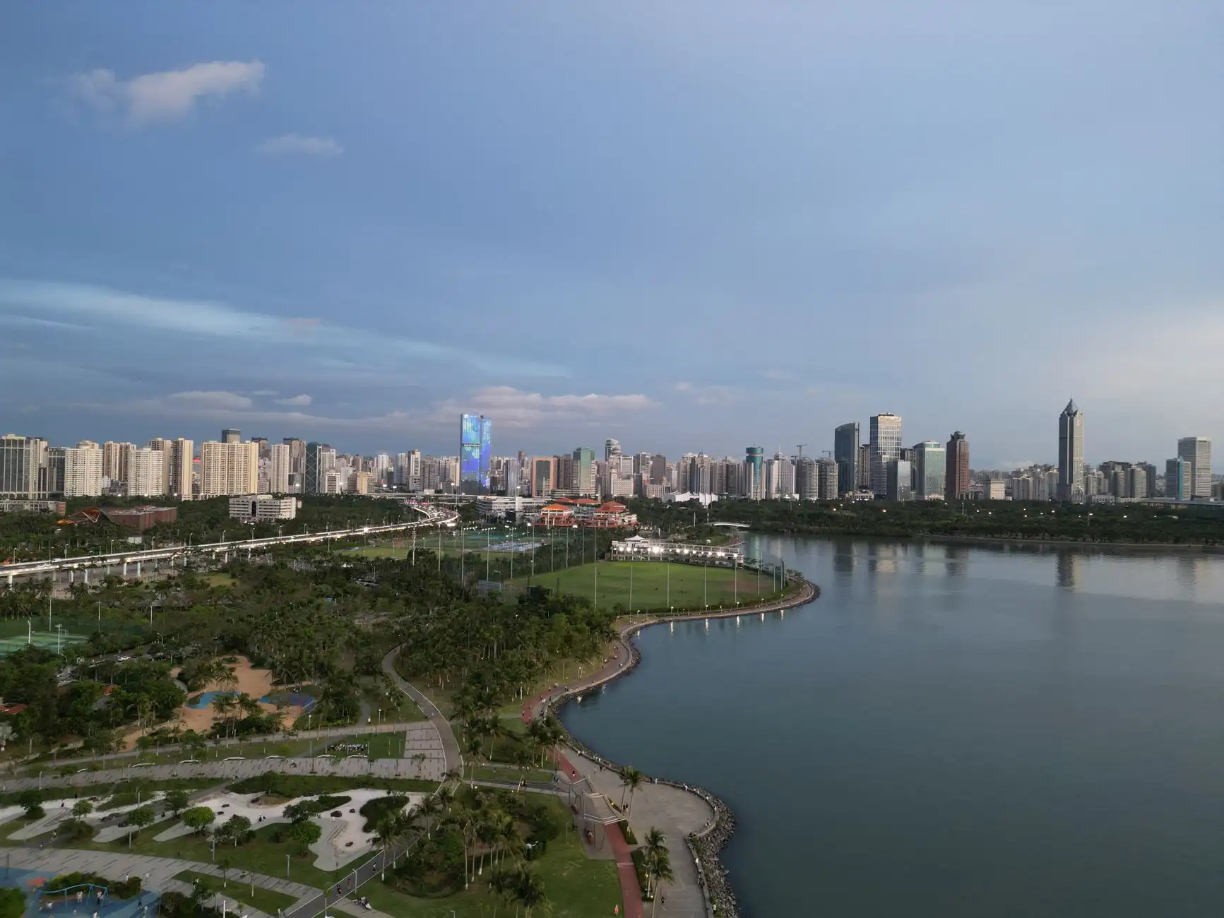 湖北坎泽鑫工业开关电源常见故障排查与维护方法