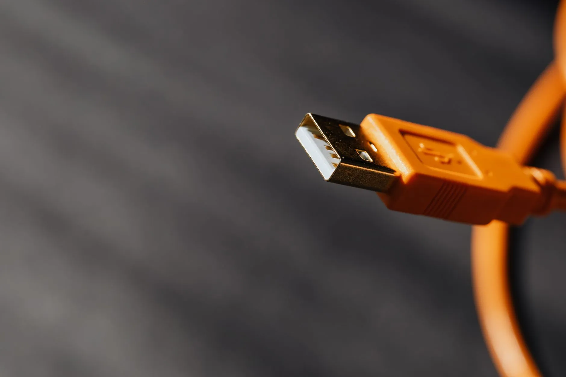 湖北坎泽鑫工业开关电源选型参数与适配控制柜解析