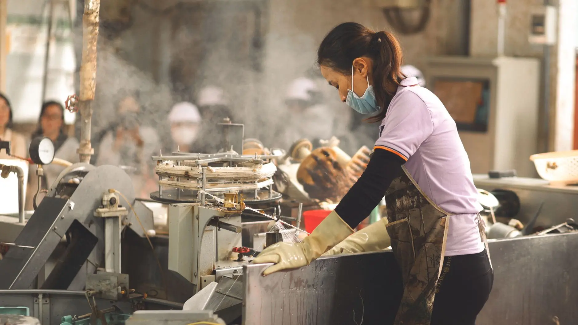 工业导轨电源在控制柜中的安装规范与适配方案