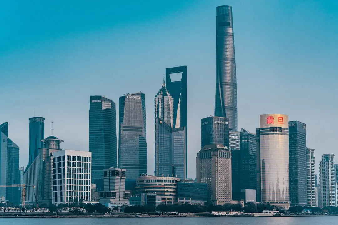 2025年工业电源模块技术升级趋势与选型建议