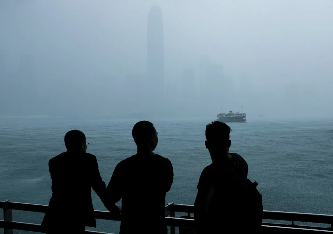 工业导轨电源在控制柜中的选型要点与方案